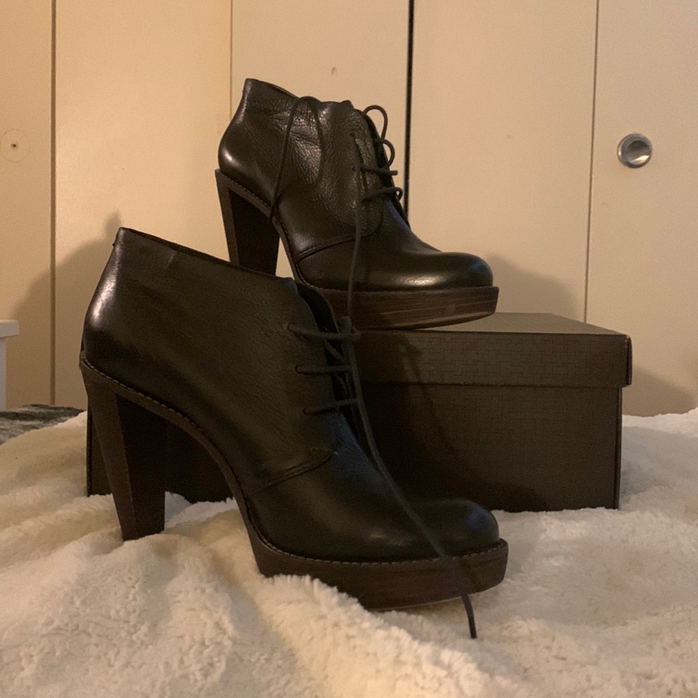 Cole Haan Nike Air Chukka Heels
